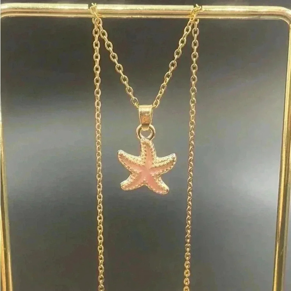 ⚠️Clearance Pink Starfish Necklace Yellow Gold - Picture 2 of 4